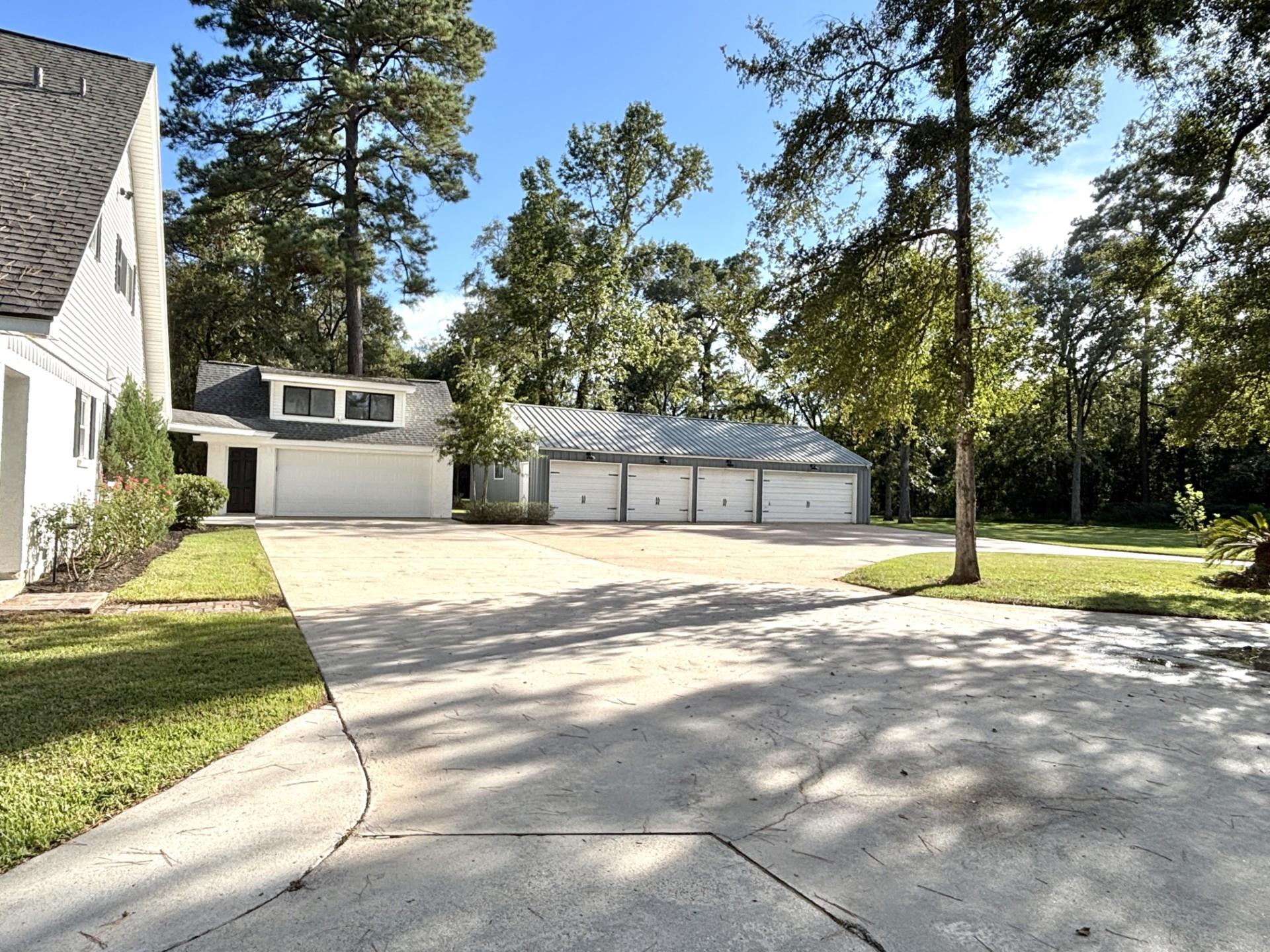 211 Garden West