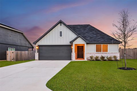 Photo of 4306 Multnomah Falls Court, Conroe, TX 77303 (MLS # 33092903)