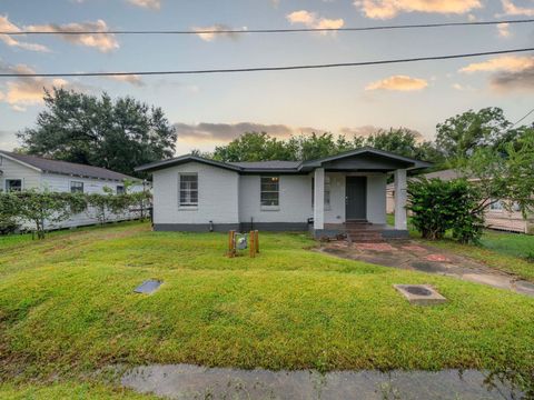 Photo of 428 Gans Street, Houston, TX 77029 (MLS # 34824091)
