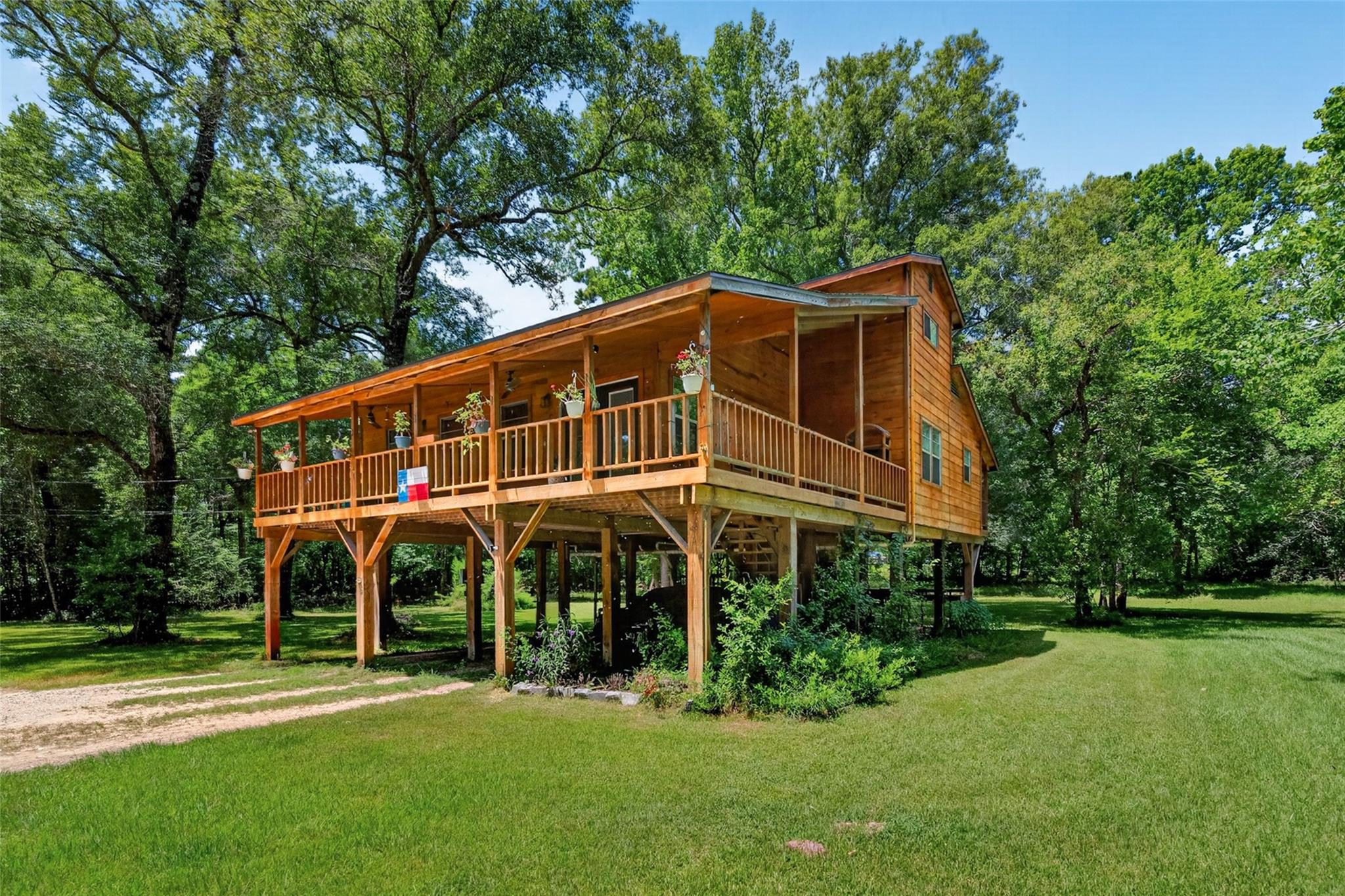 16 Magnolia Road