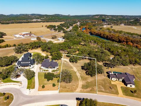 Photo of 817 Bingham Lane, Canyon Lake, TX 78132 (MLS # 47992418)