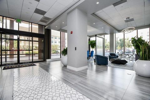 Photo of 5150 Hidalgo Street #603, Houston, TX 77056 (MLS # 96302305) Photo of 5150 Hidalgo Street #603, Houston, TX 77056 (MLS # 96302305)