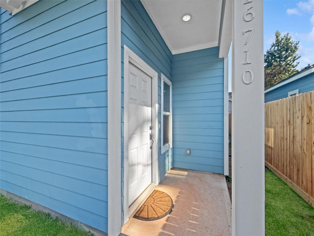 Photo of 16710 E Forrestal, Montgomery, TX 77316 (MLS # 91995564)