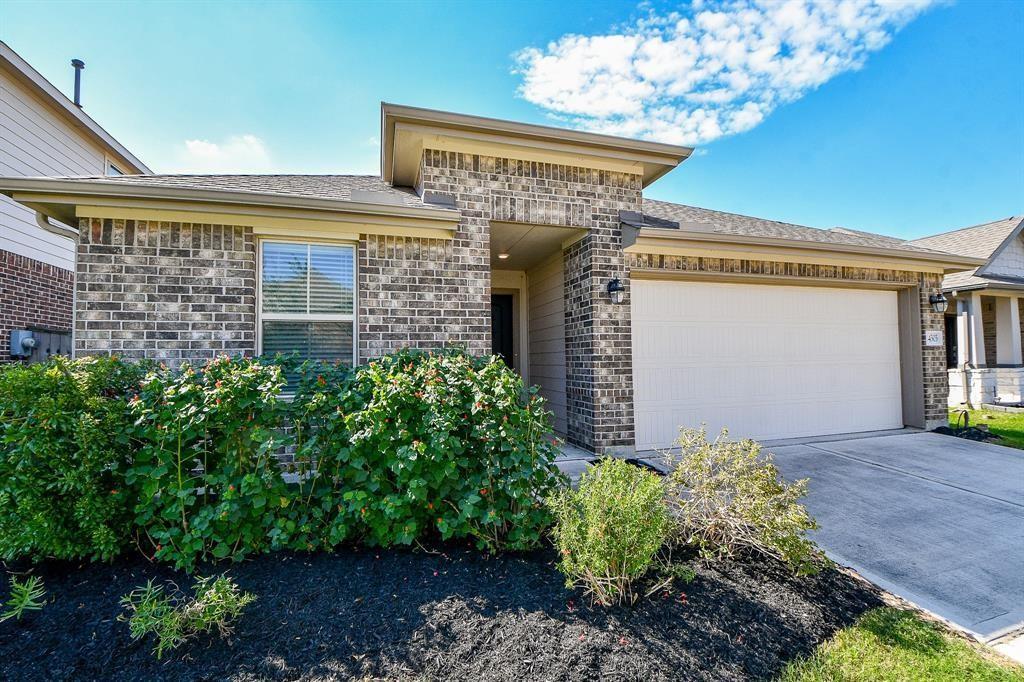 24303 Gold Cheyenne Way