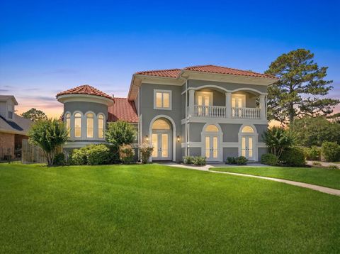 Photo of 911 Sandy Beach Drive, Conroe, TX 77304 (MLS # 33851796)
