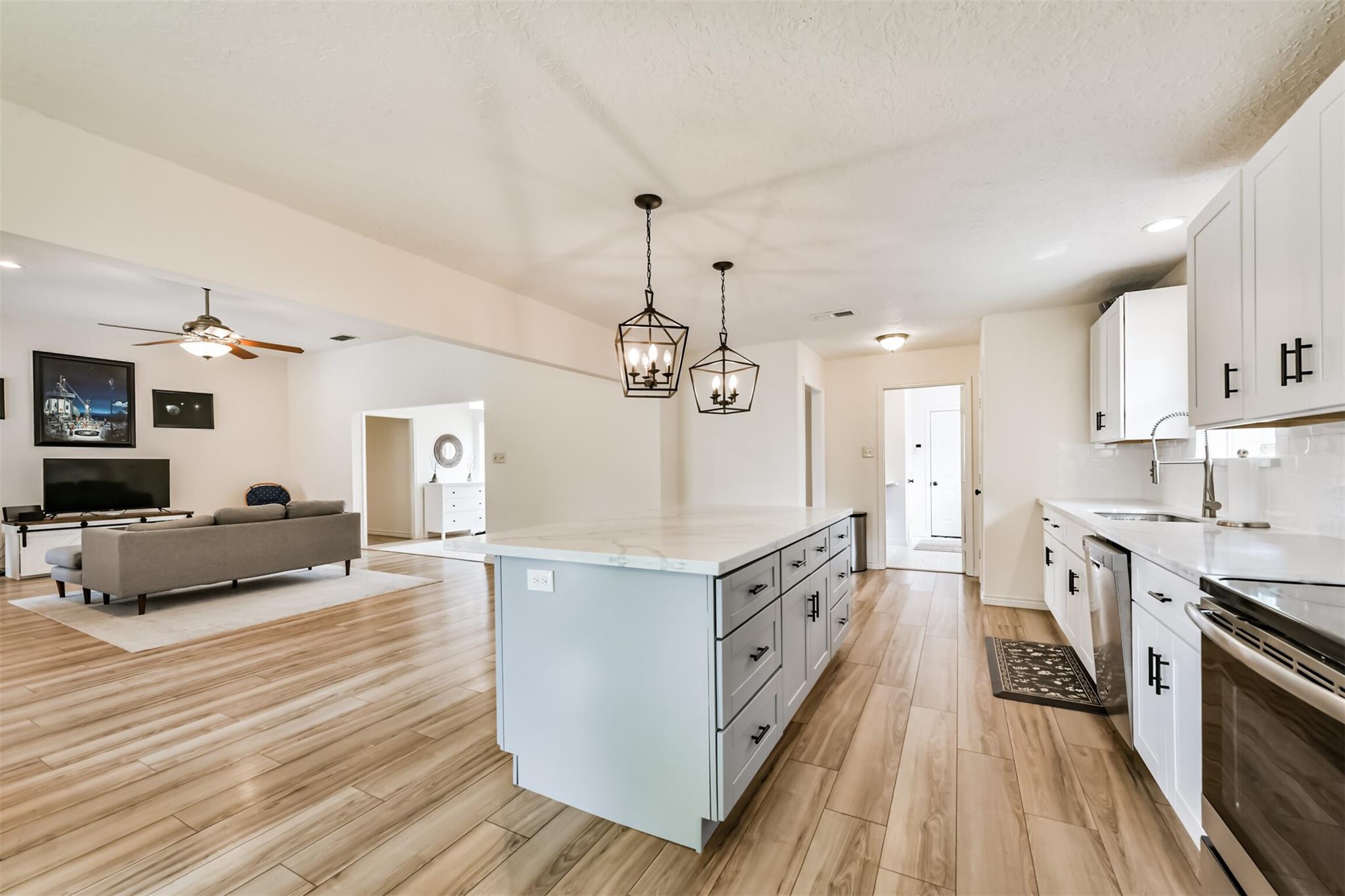 16406 Longvale Drive