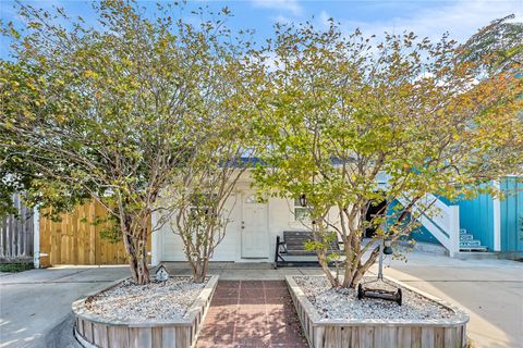 Photo of 1210 43rd Street, Galveston, TX 77550 (MLS # 59191438)