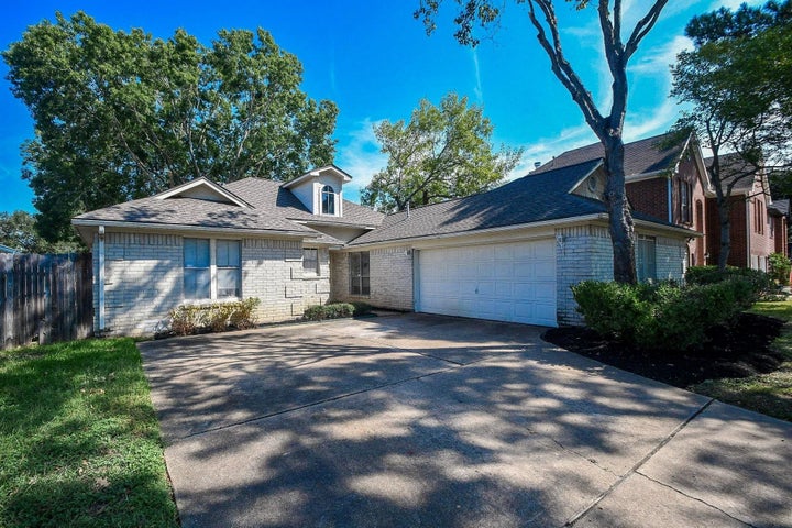 Photo 1 of 20 — 22518 Rangeview Drive, Katy, TX 77450