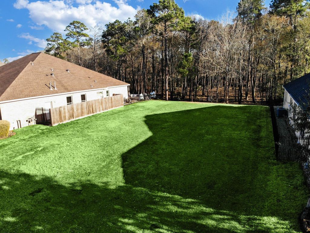 Photo of 2926 S Cotswold Manor Drive, Kingwood, TX 77339 (MLS # 80336472)
