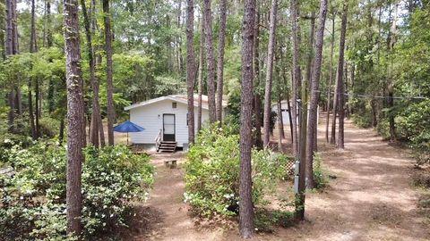 Photo of 713 County Road 4525, Warren, TX 77664 (MLS # 88252352)