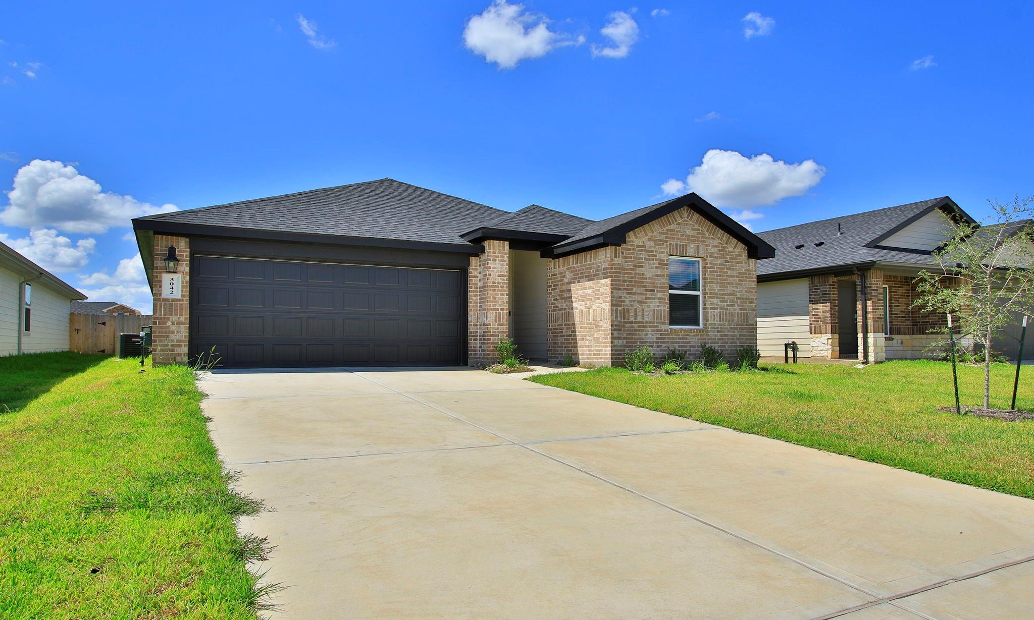 3042 Holland Lakes Drive