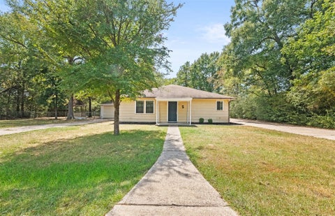Photo of 5 Top Flite Lane, Trinity, TX 75862 (MLS # 31947017)