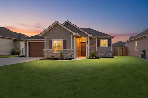 12803 Pine Woods Street Tomball TX 77375