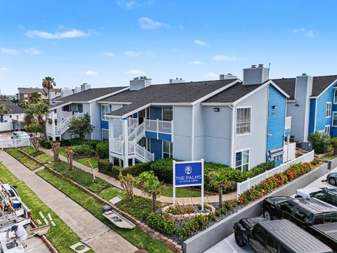 Photo of 3506 Cove View Boulevard #306, Galveston, TX 77554 (MLS # 12059821)