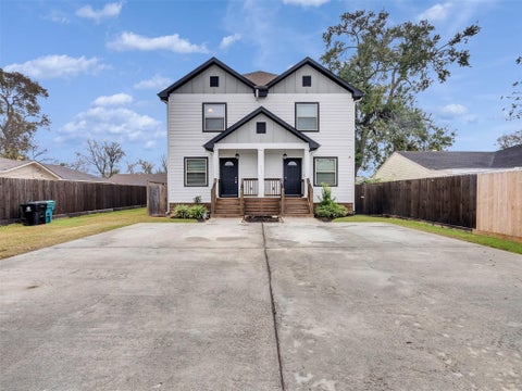 Homes For Sale - 2411 Charles Road #A<br/> Houston, TX 77093