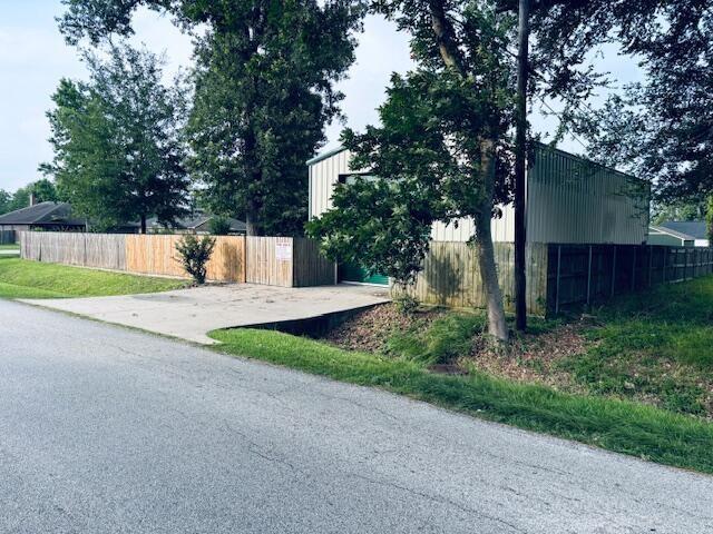 802 Fall Creek Drive