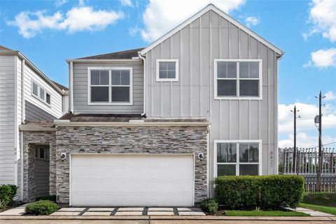 Photo of 8821 Hollister Pine Court, Houston, TX 77080 (MLS # 52989409)
