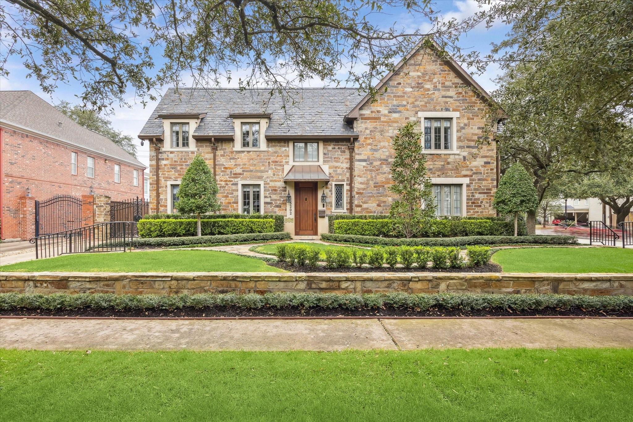 3202 University Boulevard