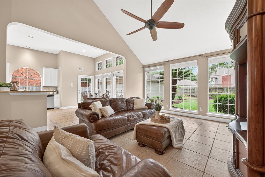 Photo of 6006 Mound Airy Court, Sugar Land, TX 77479 (MLS # 14052804)