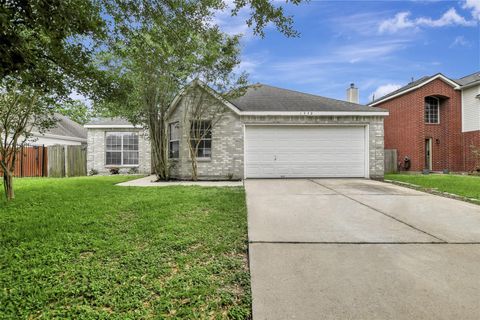 Photo of 1930 Greenbriar Colony Drive, Houston, TX 77032 (MLS # 29047153)