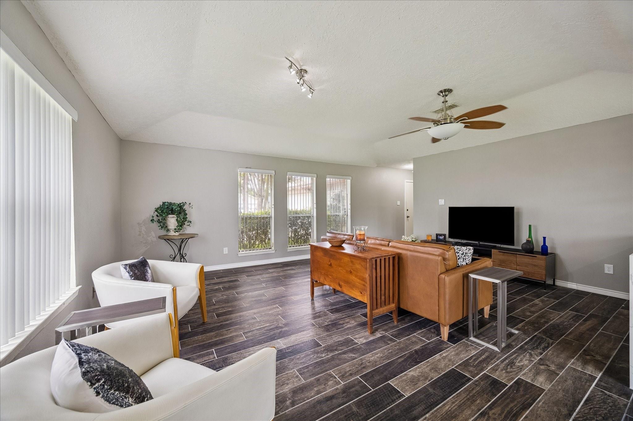 4807 Roserock Lane
