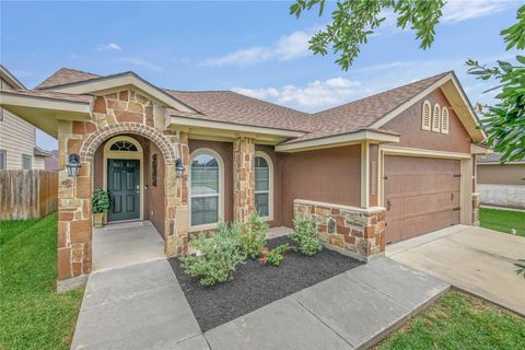 Photo of 1058 Venice Drive, Bryan, TX 77808 (MLS # 38283977)