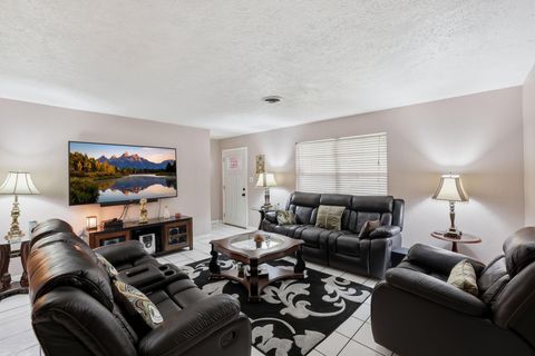 Tiny photo for 10922 Ivyridge Road, Houston, TX 77043 (MLS # 22636772)