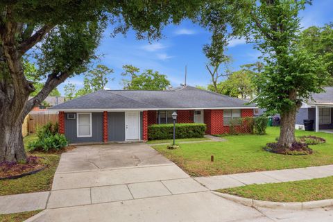 Tiny photo for 10922 Ivyridge Road, Houston, TX 77043 (MLS # 22636772)
