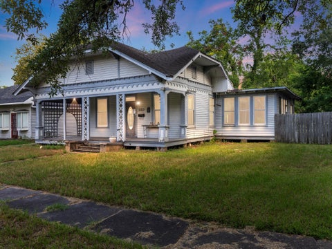 Photo of 1313 6th Street, Bay City, TX 77414 (MLS # 17796627)