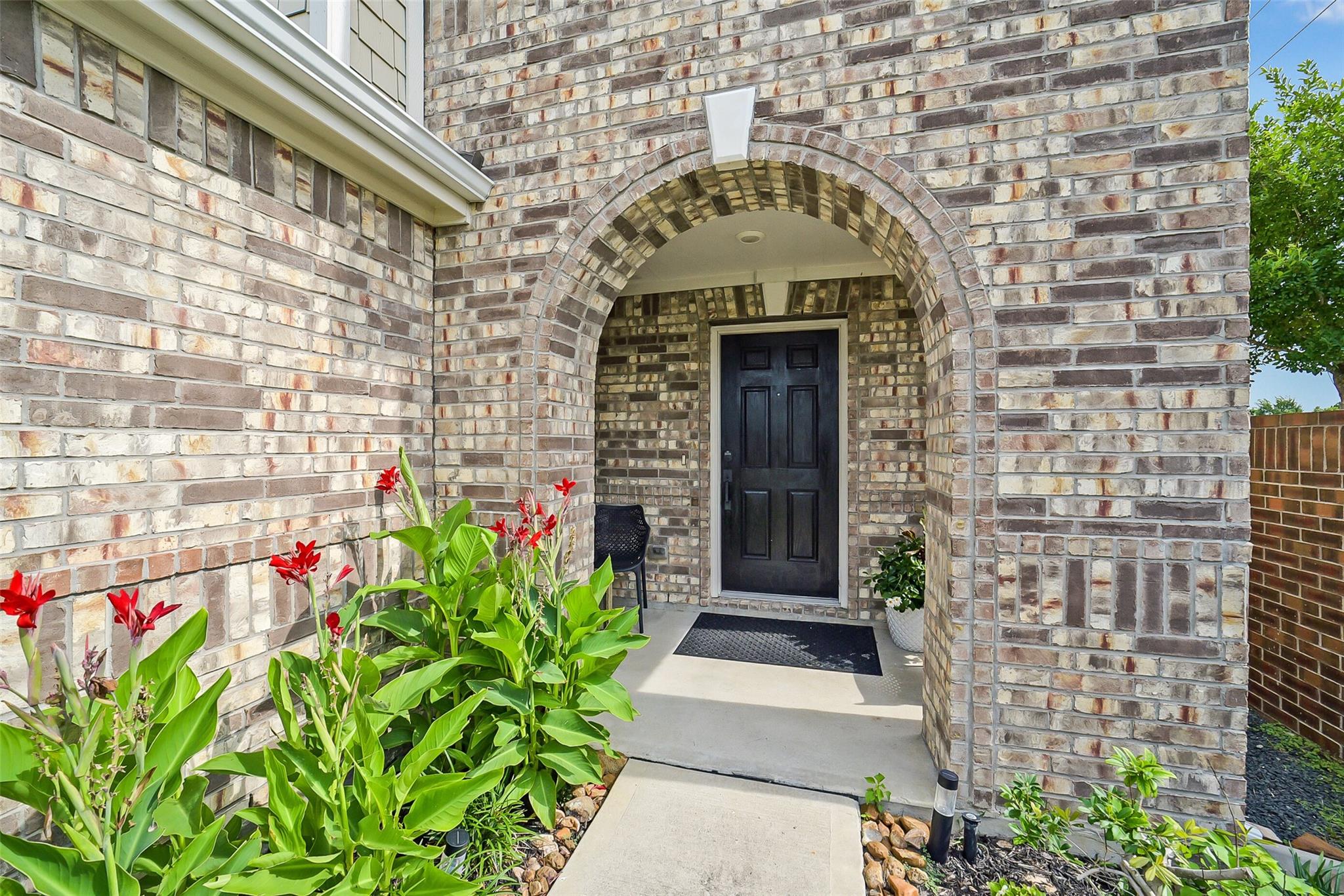 16502 Live Oak Canyon Drive