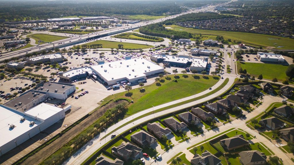 Photo of 1825 Brookport Drive, League City, TX 77573 (MLS # 77417381)