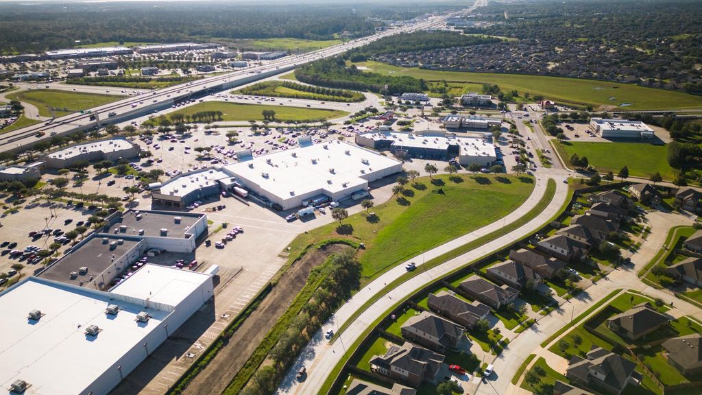 Photo of 1825 Brookport Drive, League City, TX 77573 (MLS # 77417381)