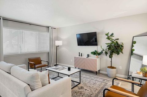 Photo of 600 Nottingham Oaks Trail #145, Houston, TX 77079 (MLS # 73565873)