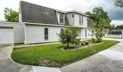 Photo of 14319 Henry Road #3A, Houston, TX 77060 (MLS # 65277119)