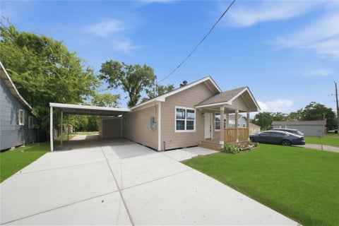 Photo of 1303 4th Street, Galena Park, TX 77547 (MLS # 55937638)