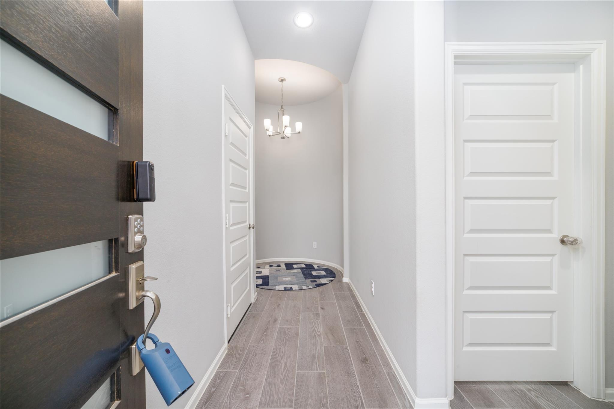 10443 Cecilia Star Lane