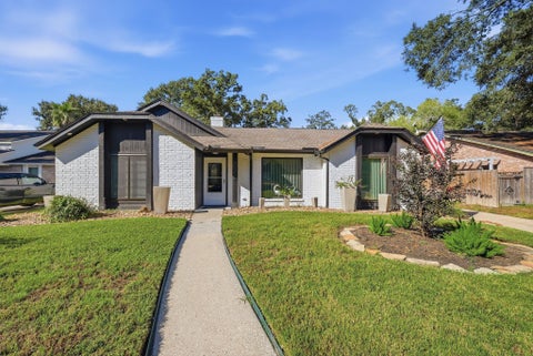 Photo of 4035 Cedar Forest Drive, Houston, TX 77339 (MLS # 31849899)
