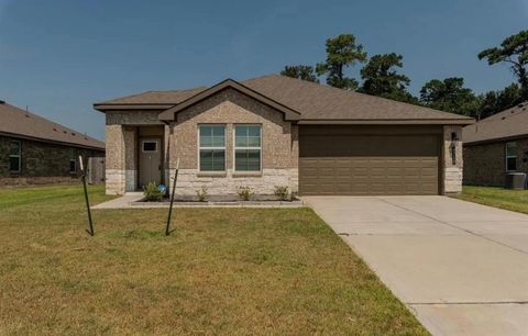 Photo of 6725 Riplee Dr St, Beaumont, TX 77708 (MLS # 81821017)