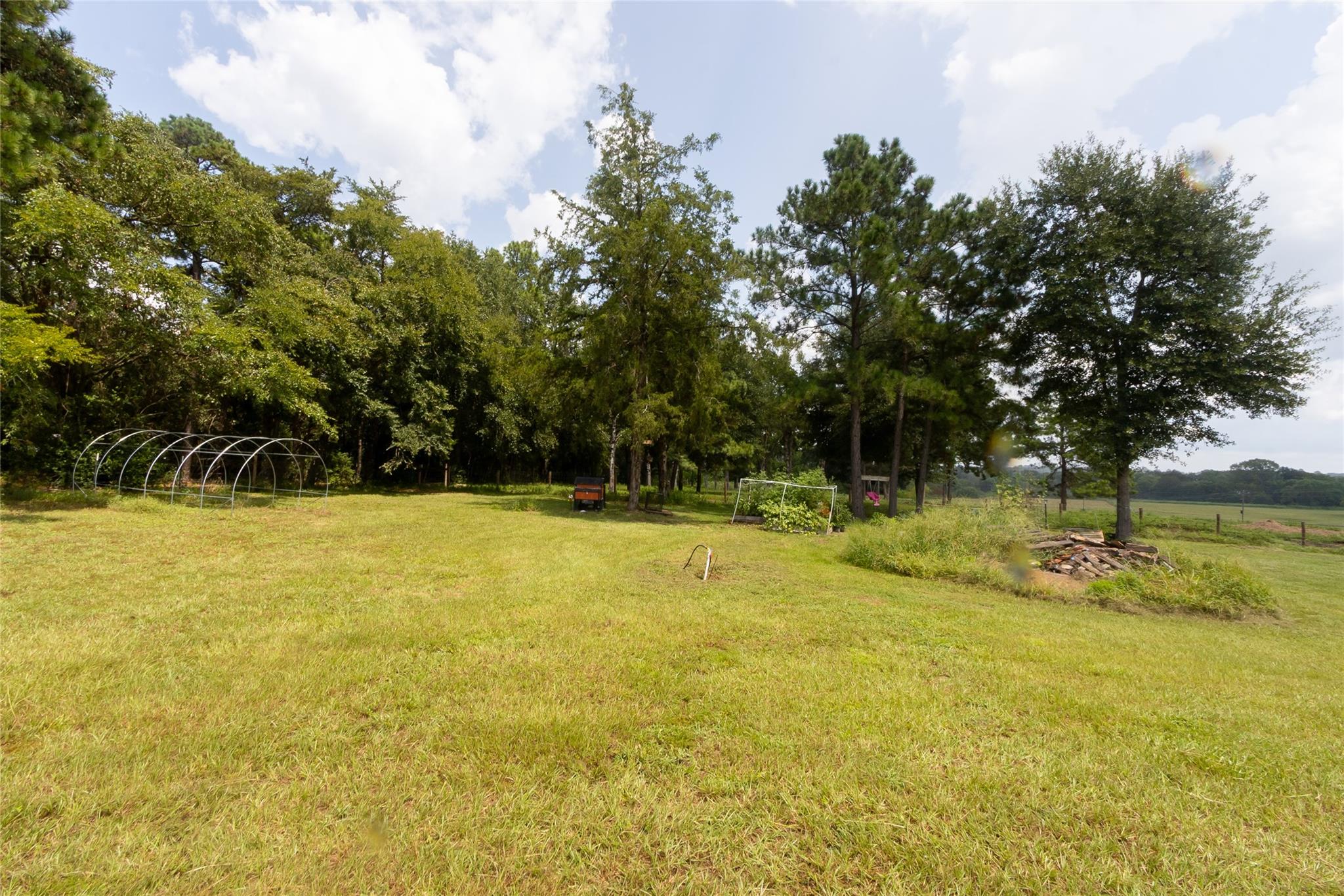 2960 North Mount Mariah