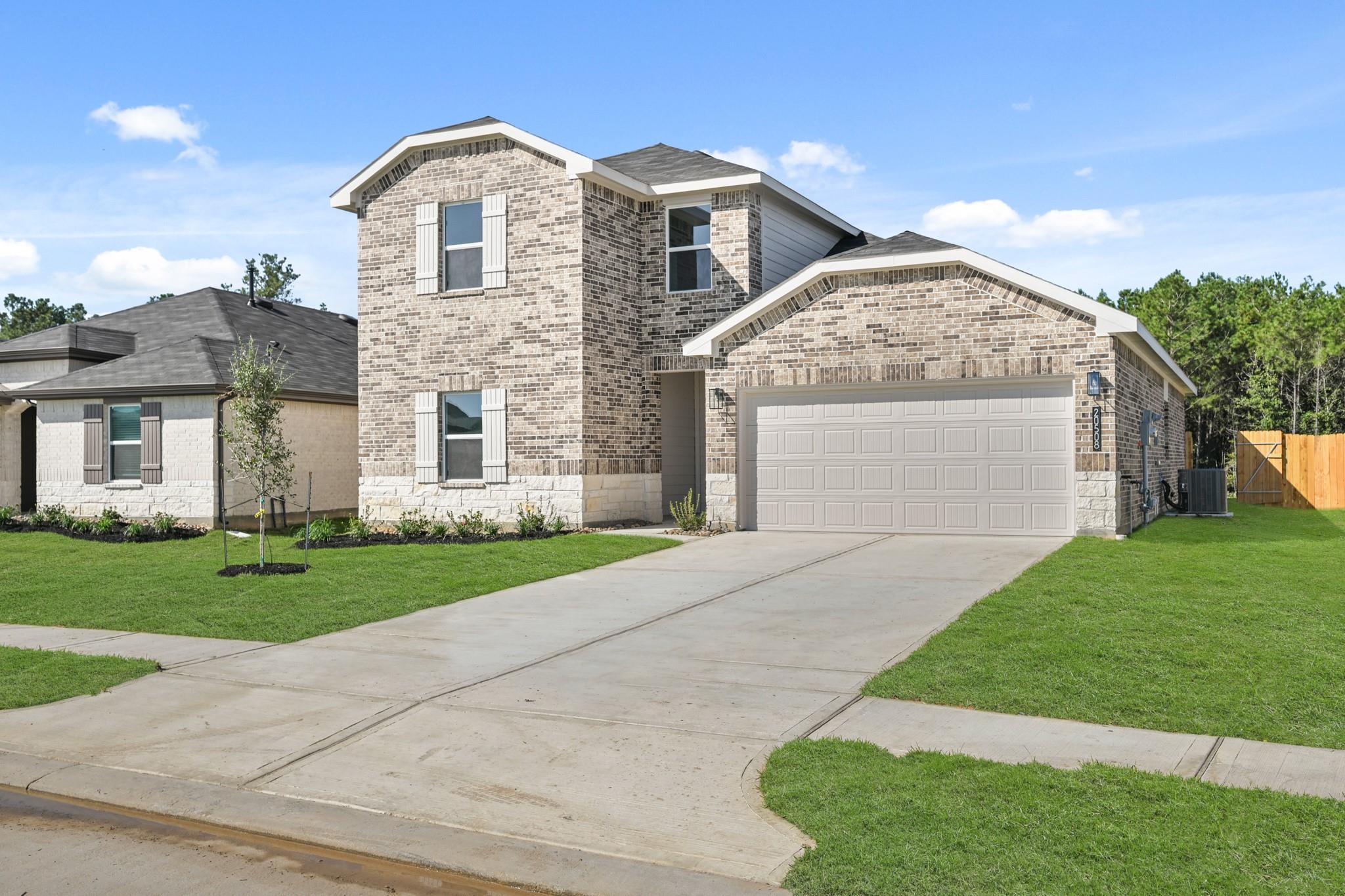 20508 Coast Redwood Street