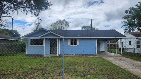 Photo of 6114 Hartwick Road, Houston, TX 77016 (MLS # 97143329)
