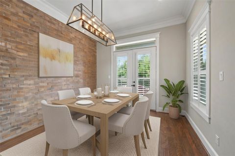 Photo of 823 W 21st Street, Houston, TX 77008 (MLS # 96731958)