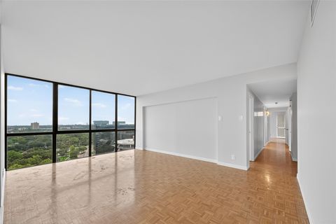 Tiny photo for 5001 Woodway Drive #1804, Houston, TX 77056 (MLS # 93309482)