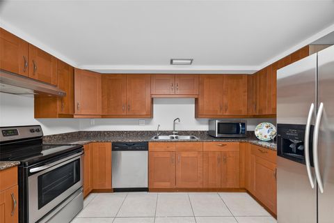 Tiny photo for 5001 Woodway Drive #1804, Houston, TX 77056 (MLS # 93309482)