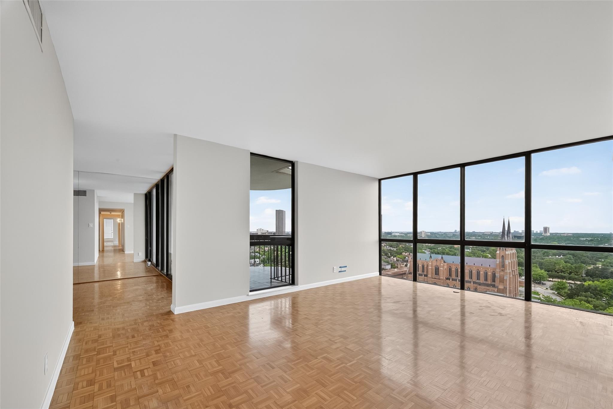 5001 Woodway Drive 1804