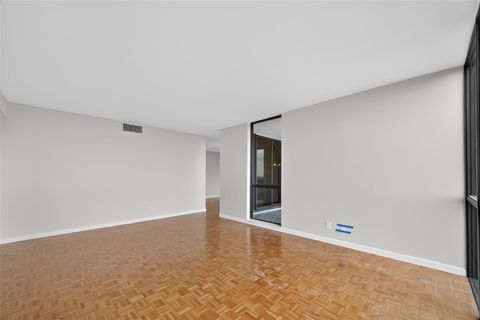 Tiny photo for 5001 Woodway Drive #1804, Houston, TX 77056 (MLS # 93309482)