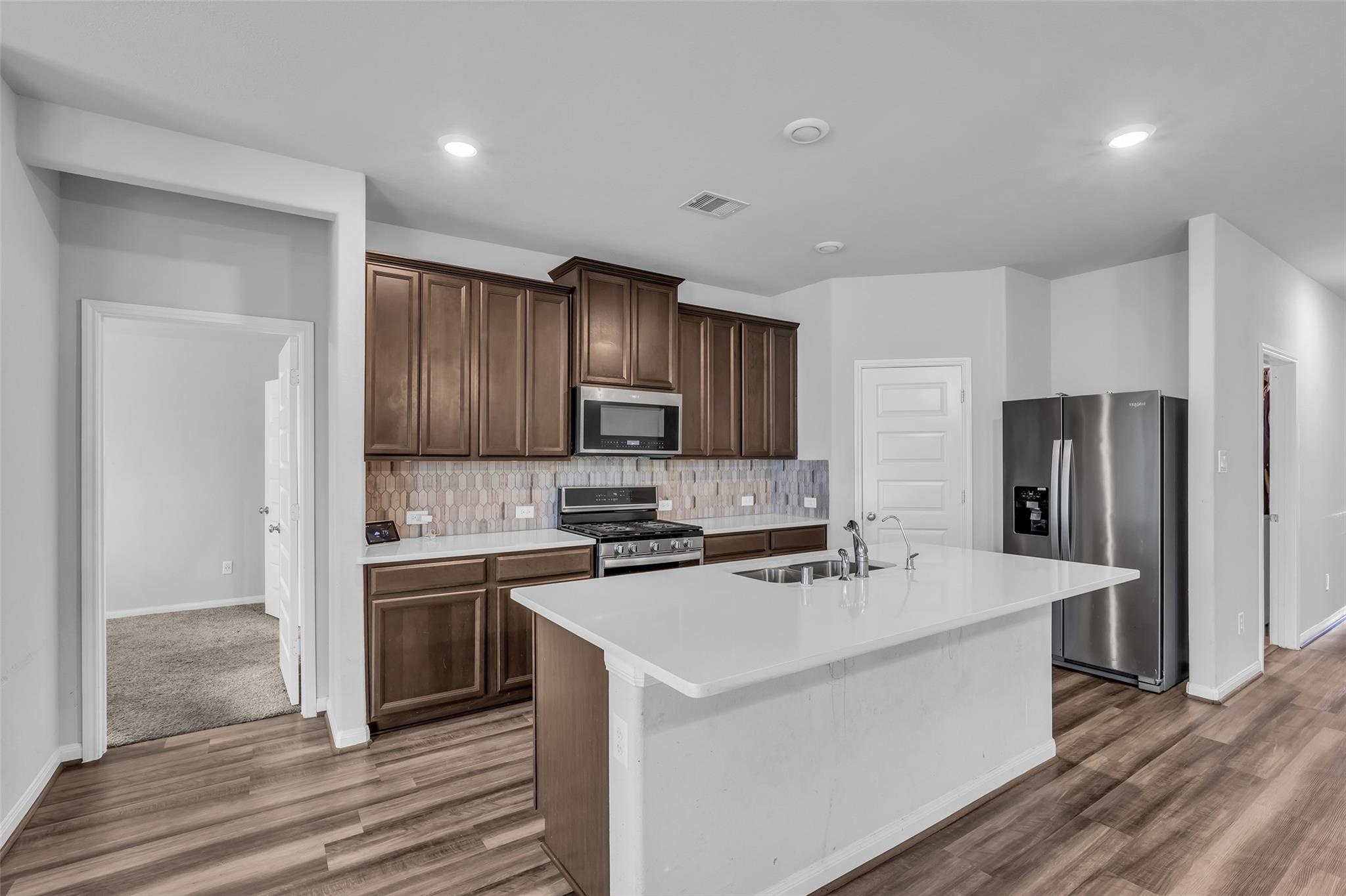 827 Cloverdale Drive