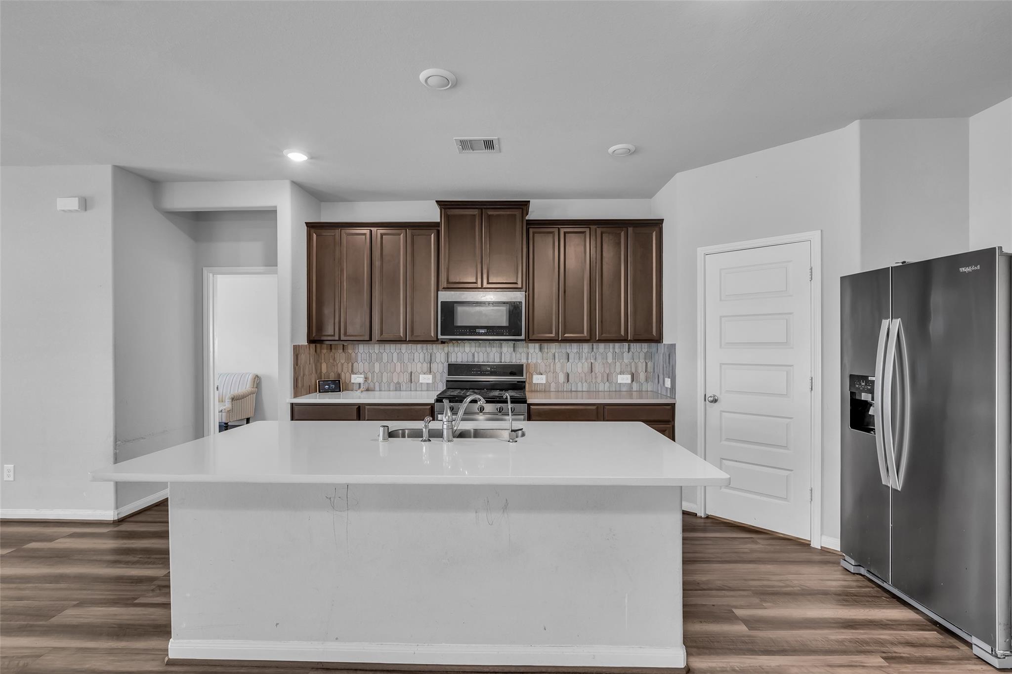 827 Cloverdale Drive