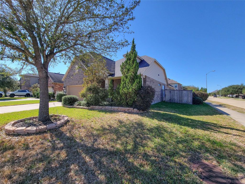 Photo of 4102 Astoria Manor Lane, Fulshear, TX 77441 (MLS # 59747067)