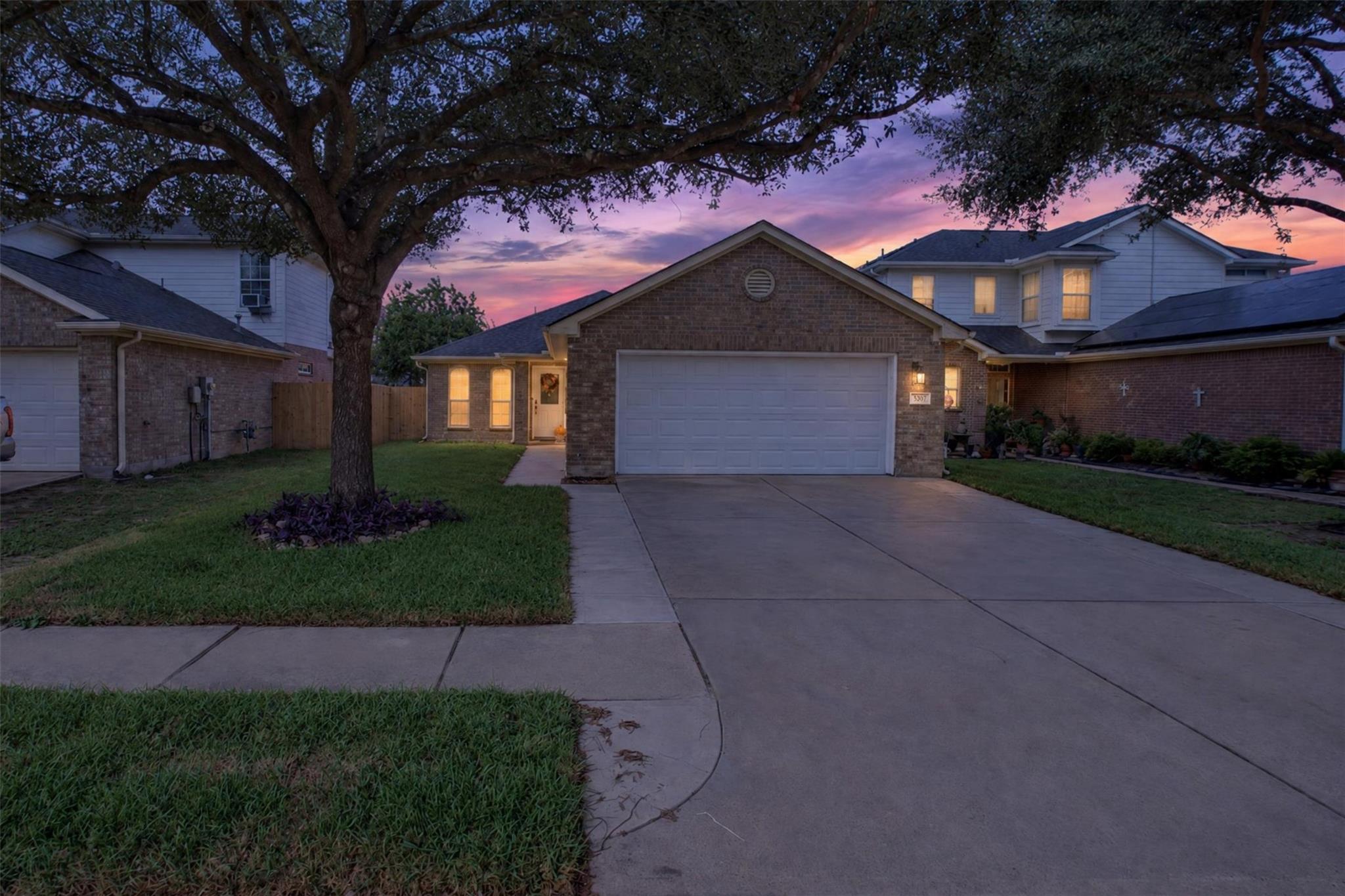 5107 Royal Cypress Drive